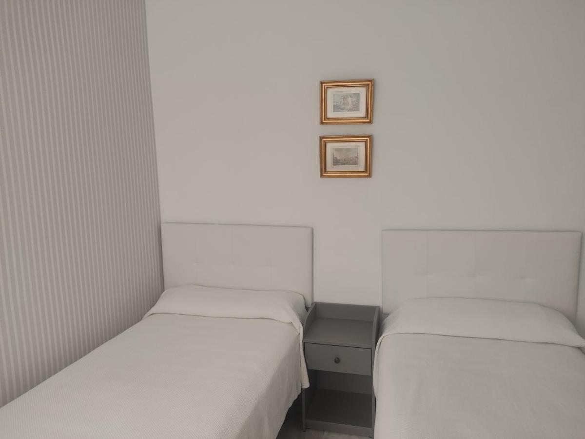 Apartamento Morche - Torrox Primera Linea De Playa Екстериор снимка